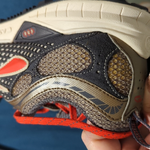 Brooks Cascadia 6 Trail Running Shoes - Picture 4 of 10